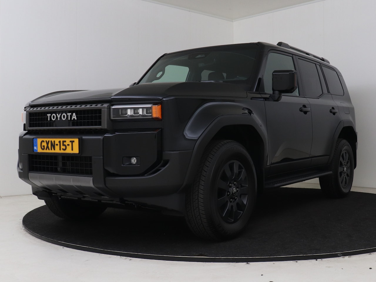 Toyota Land Cruiser - 2.8 D-4D Professional 5p. | Navigatie | 360 Camera | Stoel en stuurwiel verwarmd | Dodehoe - AutoWereld.nl