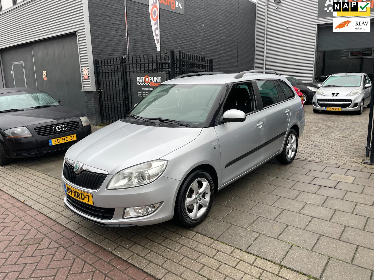 Skoda Fabia Combi - 1.2 TSI Tour 2e Eigenaar! Airco NAP APK - AutoWereld.nl