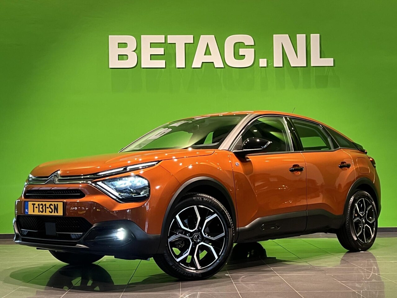 Citroën Ë-C4 - Feel 50 kWh | 3-fase | Parkeersensoren | Climate Control | Apple Carplay | Android Auto - AutoWereld.nl