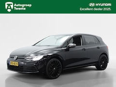 Volkswagen Golf - 1.0 eTSI Life R-Line Automaat | Navigatie | Cruise control | Clu