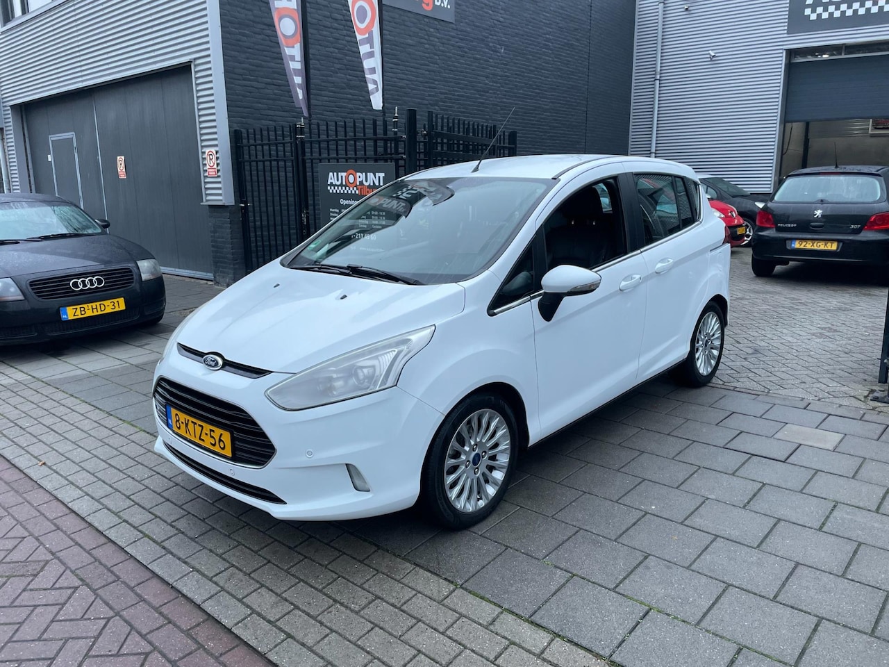Ford B-Max - 1.0 EcoBoost Titanium 2e Eigenaar! Airco PDC NAP APK - AutoWereld.nl