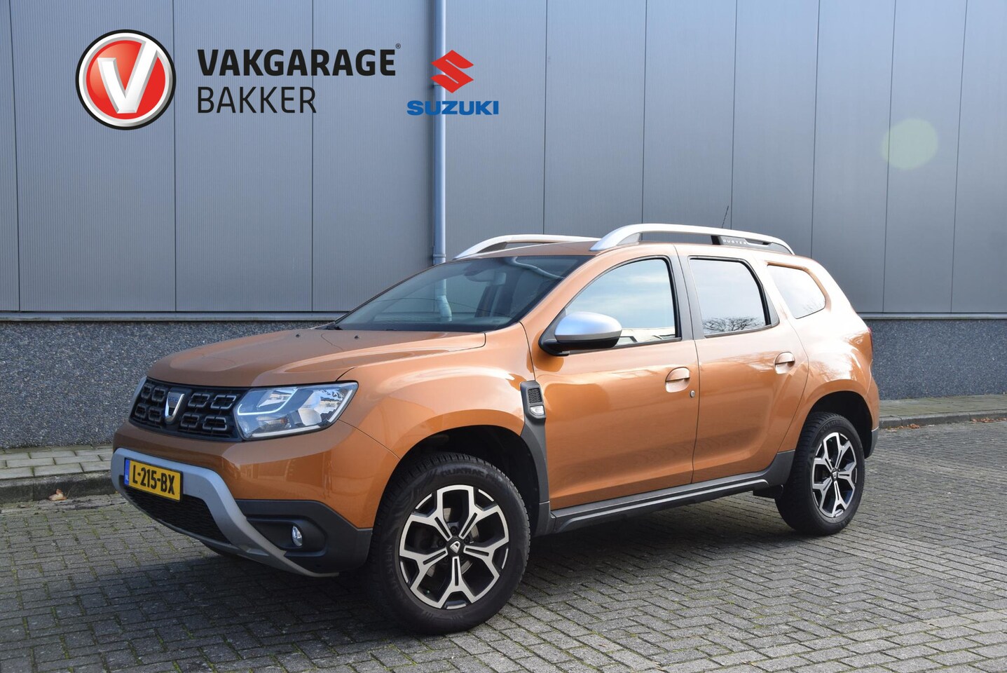 Dacia Duster - 1.2 TCe Prestige | Volledig onderhouden | 1e eigenaar | Trekhaak | - AutoWereld.nl