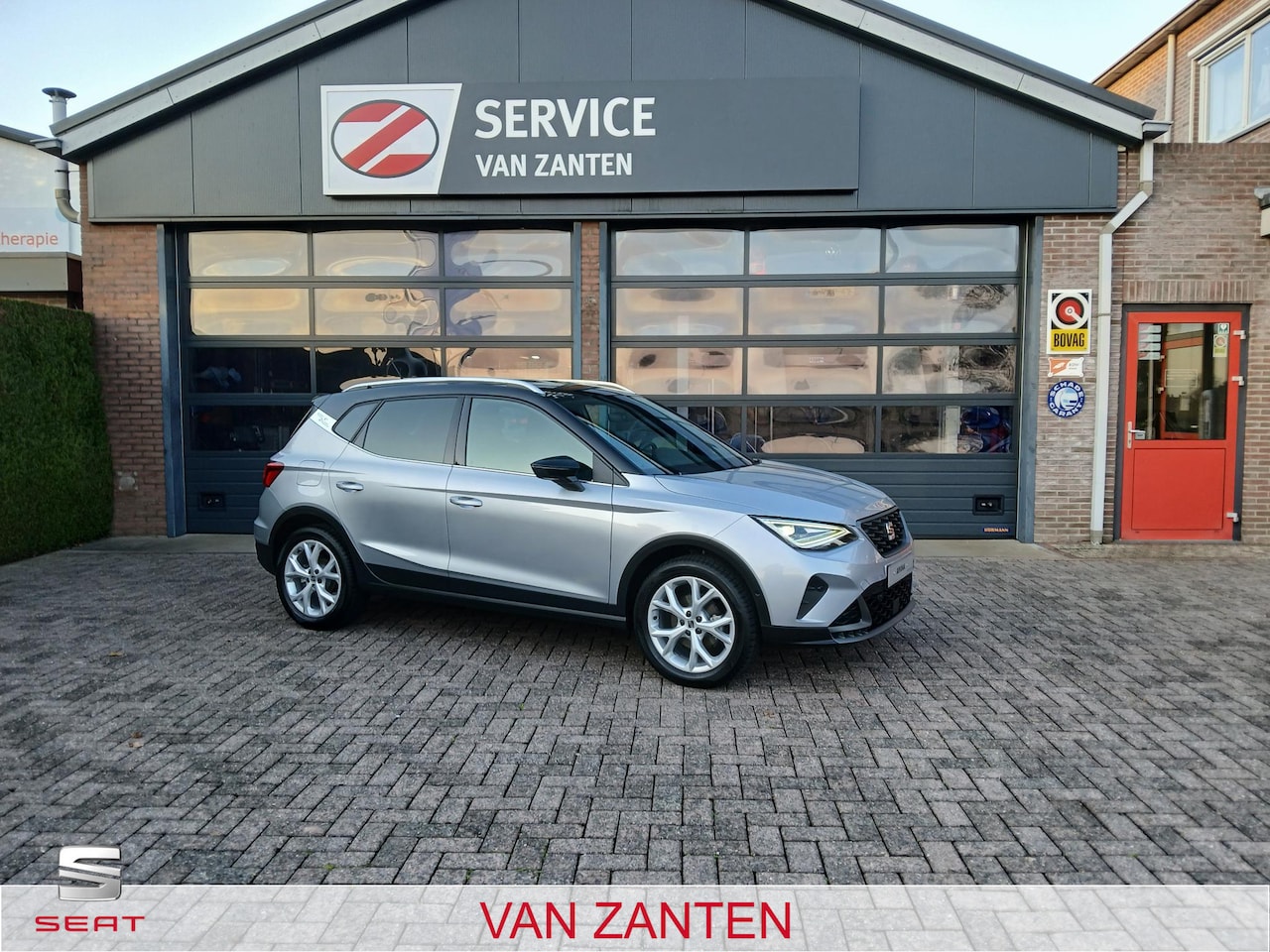 SEAT Arona - 1.0 TSI FR DSG-7 Business Connect + Camera + Trekhaak - AutoWereld.nl