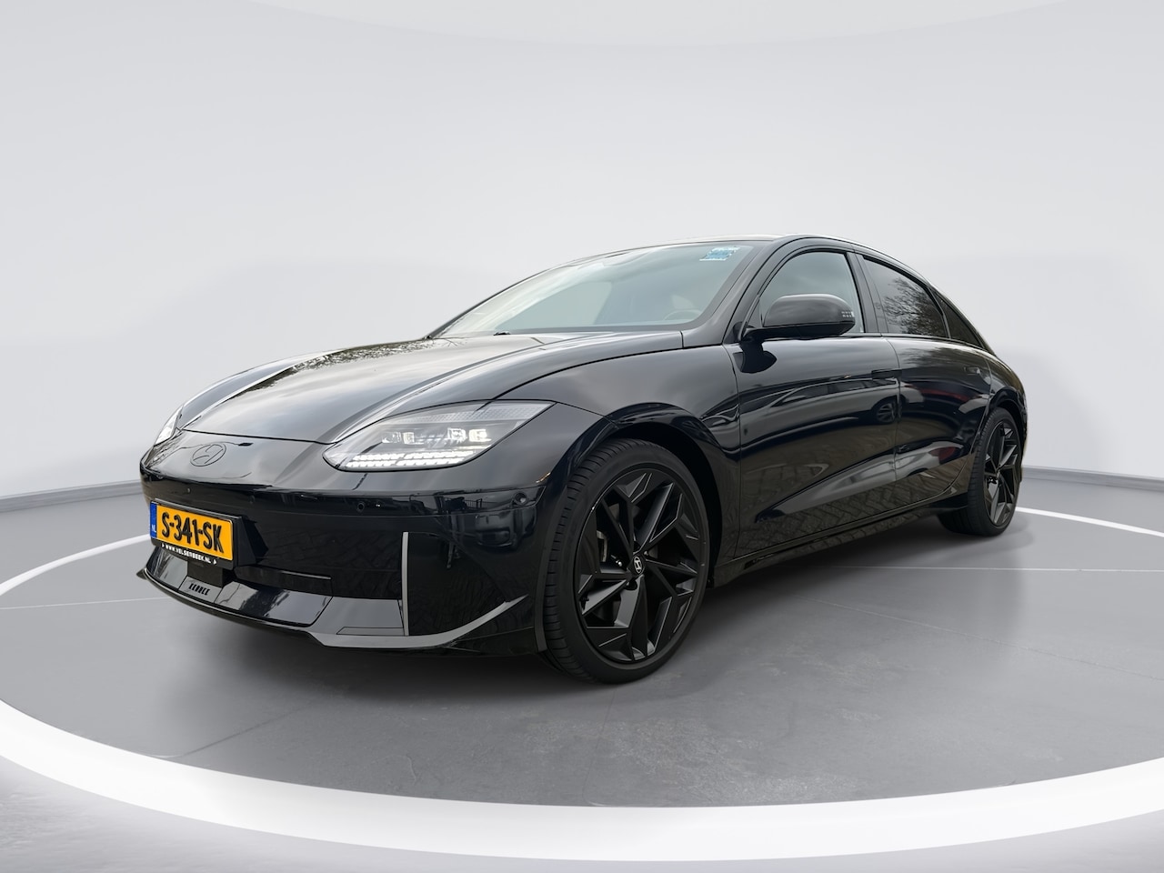 Hyundai IONIQ 6 - First Edition AWD 77.4 kWh |STOELVERW.|CARPLAY|ADAPTIVE|ORG.NL|NAP| - AutoWereld.nl