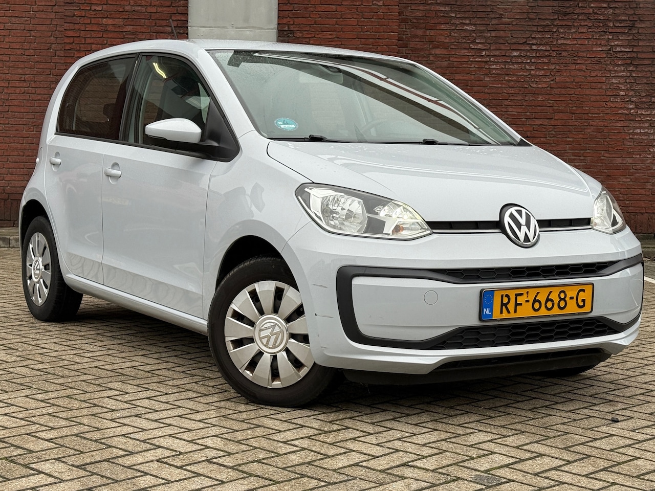 Volkswagen Up! - 1.0 BMT move up! 5DRS|AIRCO|BLUETOOTH|GOED-ONDERHOUDEN - AutoWereld.nl