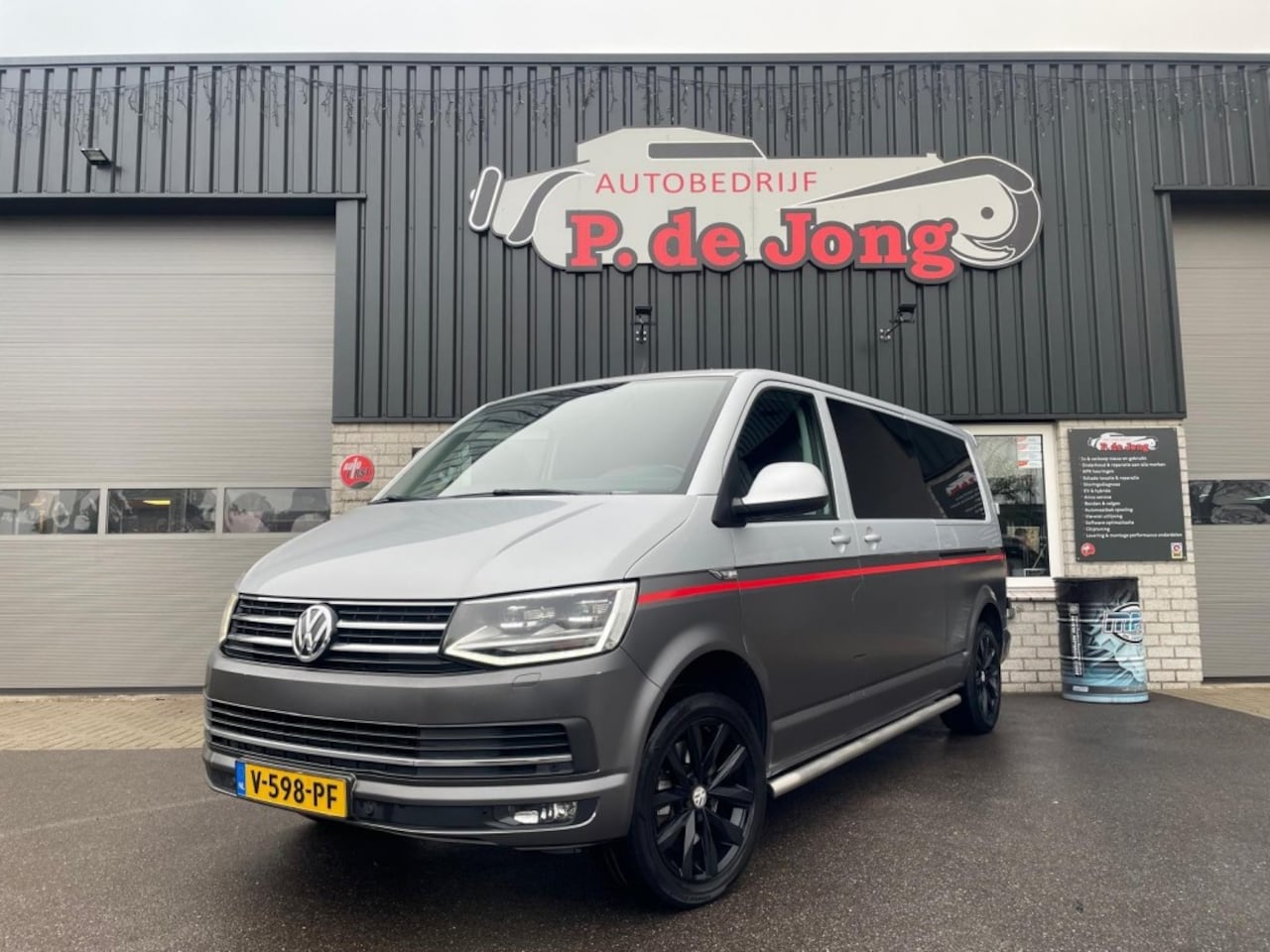 Volkswagen Transporter - 2.0 TDI L2H1 DC Highline 2.0 TDI L2H1 DC HIGHLINE, Camera, Carplay, Stoel/ruit verw. Euro6 - AutoWereld.nl