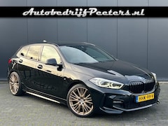 BMW 1-serie - 120i M Sport Shadow LED Camera Navi L-Cockpit Sfeerlicht