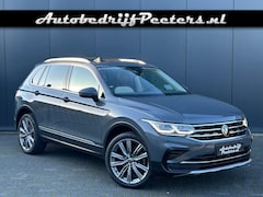 Volkswagen Tiguan - 1.4 eHybrid Pano ACC HUD V-cockpit IQ-light 360Camera e.Trekhaak