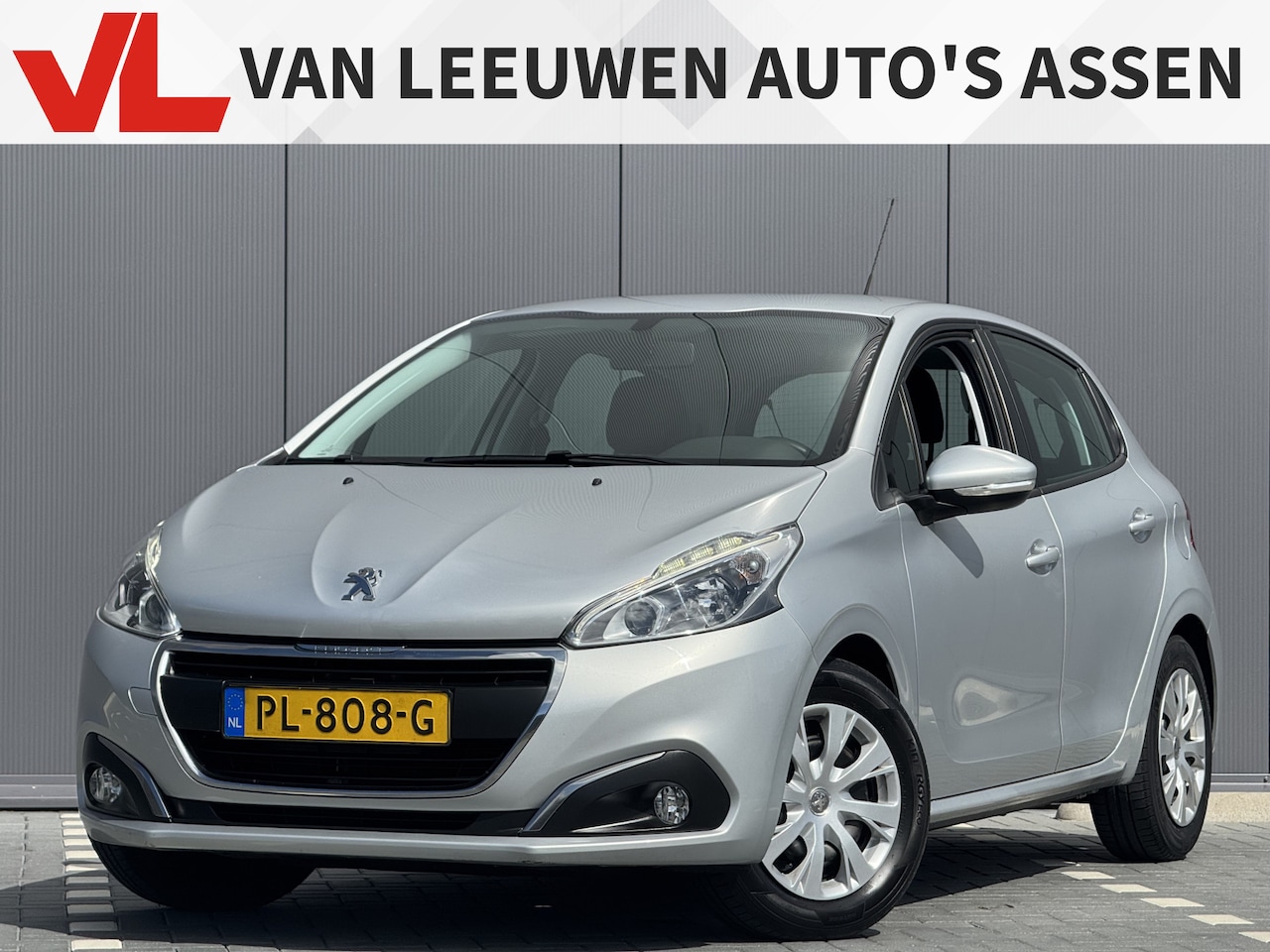 Peugeot 208 - 1.2 PureTech Blue Lion | RIJKLAAR | Trekhaak | Airco | Cruise - AutoWereld.nl