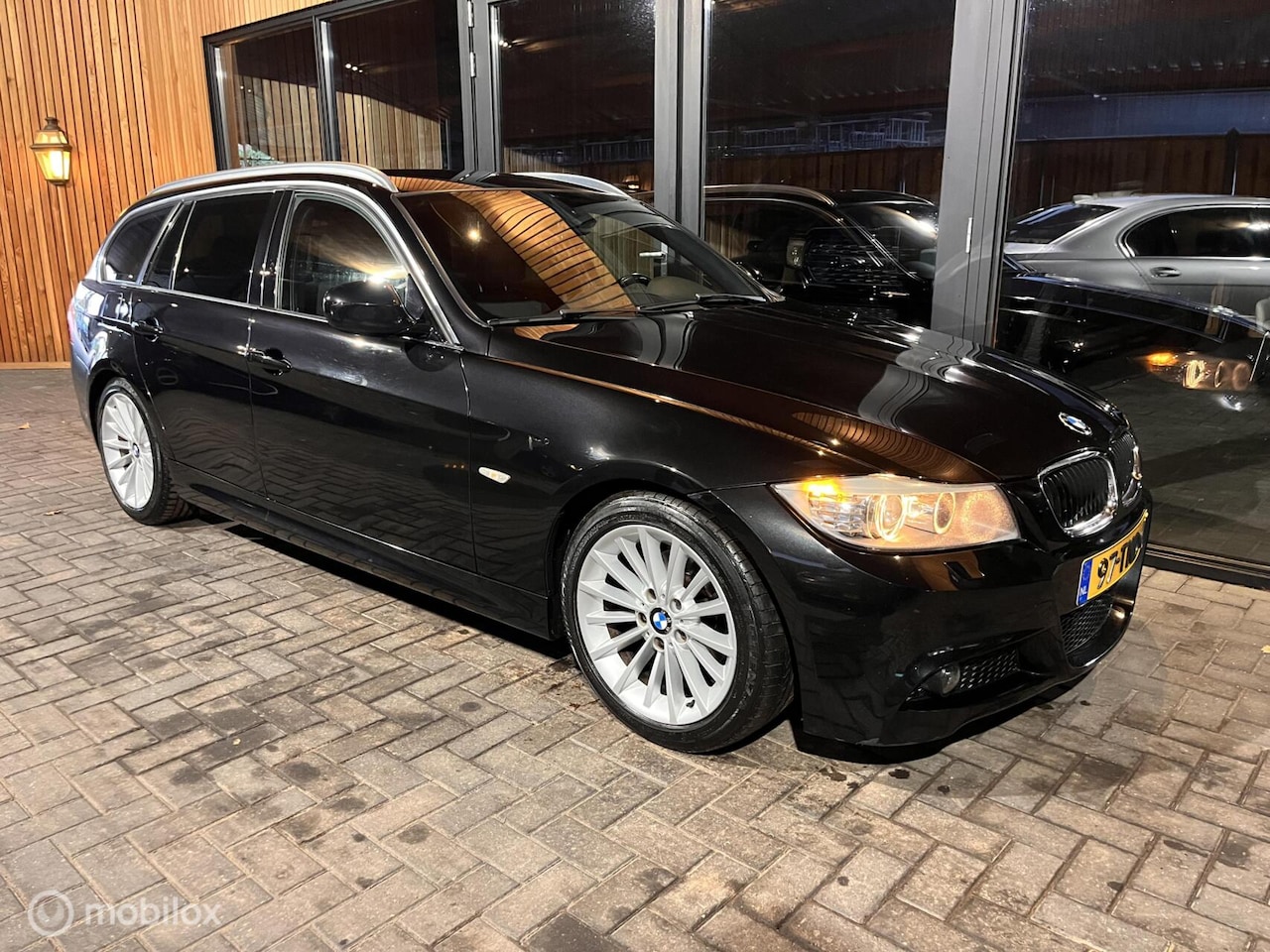BMW 3-serie Touring - 318i LCI | M Sport Edition | Xenon | Nap - AutoWereld.nl