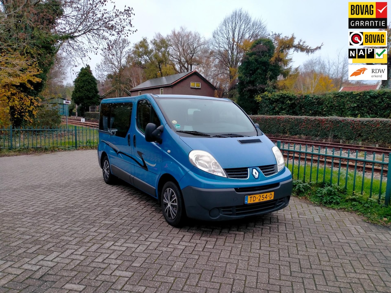 Renault Trafic - T27 L1/H1 2.0 DCI 66KW E5 Buscamper trekhaak lage km airco ALLINPRIJS - AutoWereld.nl