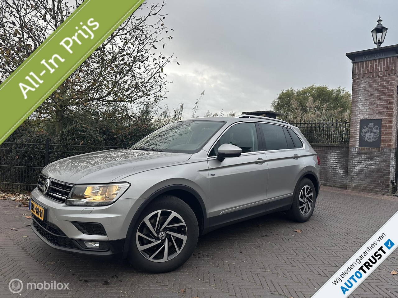 Volkswagen Tiguan - 1.4 TSI Business Trekhaak Navi GARANTIE - AutoWereld.nl