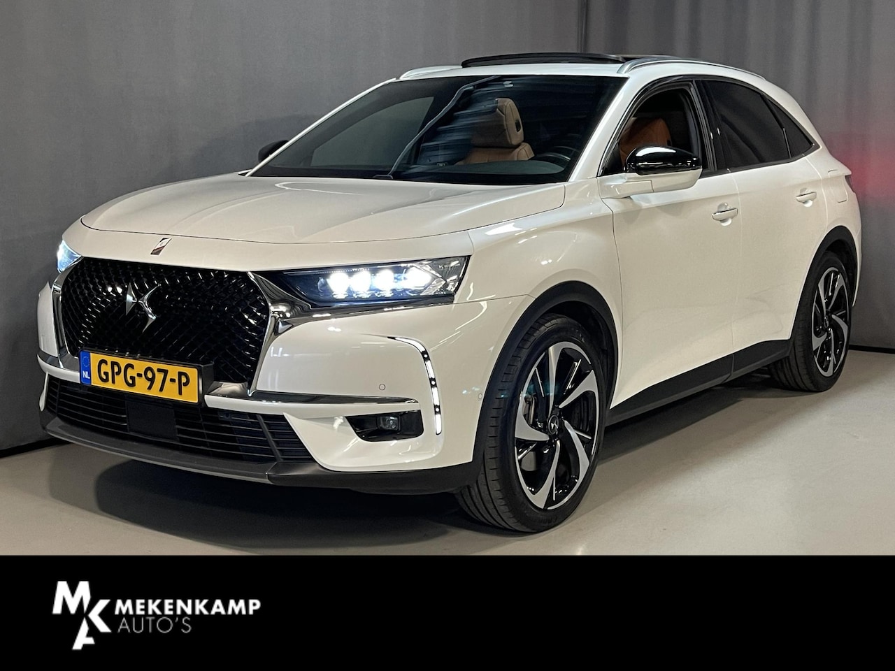 DS 7 Crossback - E-Tense 4x4 Grand Chic 20"/Trekhaak/Panoramadak/Leder/Night VISION/Stoelverwarming/Stoelve - AutoWereld.nl