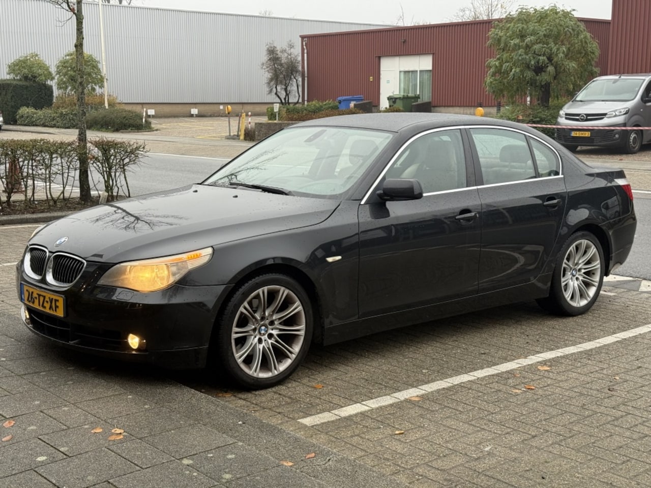 BMW 5-serie - 523i 177PK Automaat Sedan MOTOR WORDT WARM - AutoWereld.nl