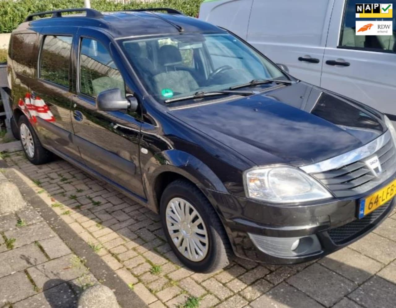 Dacia Logan MCV - 1.6-16V Lauréate Airco - AutoWereld.nl