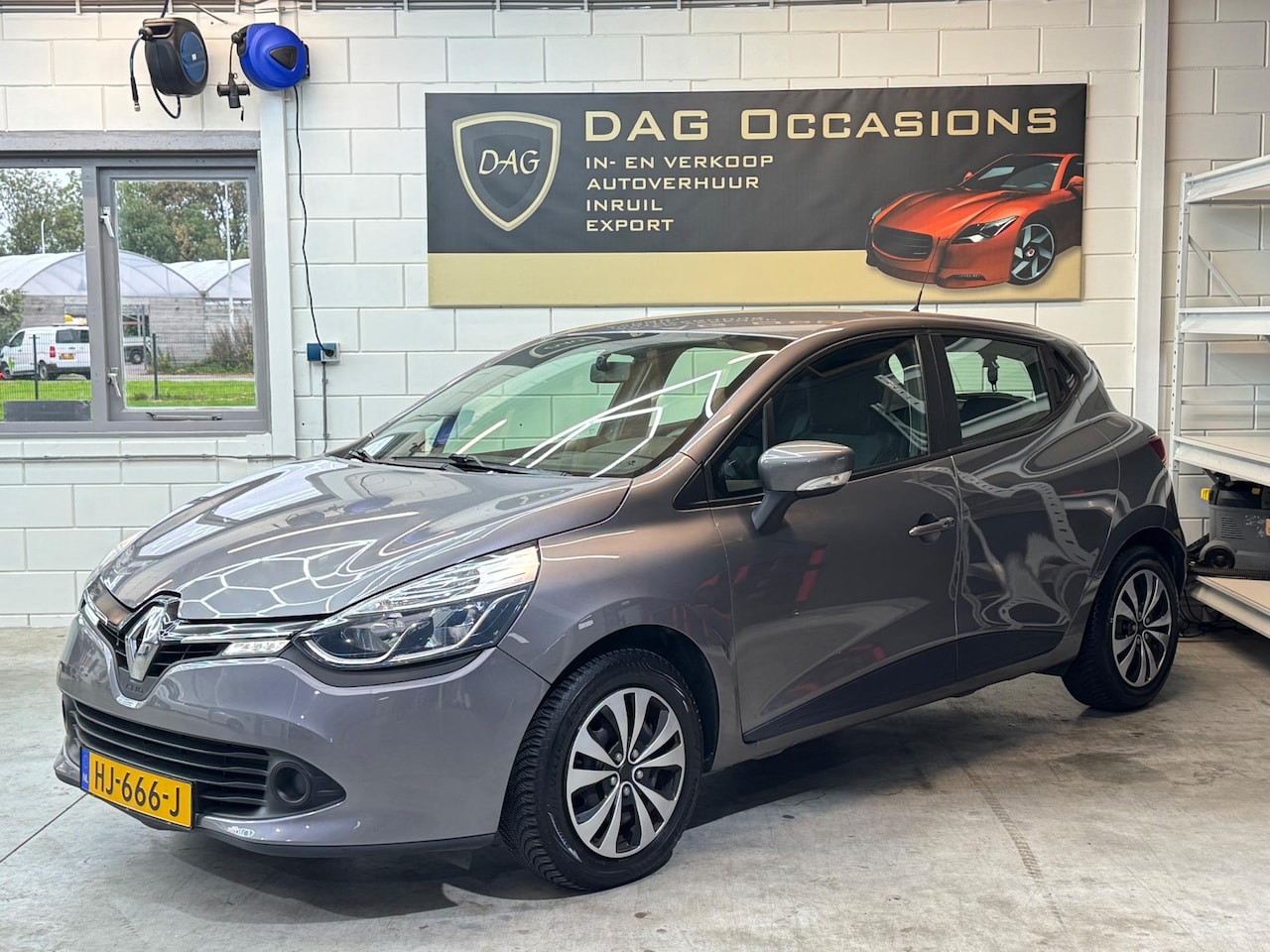 Renault Clio - 0.9 TCe Expression CRUISE|AIRCO|NAVI|LED - AutoWereld.nl