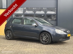 Volkswagen Golf - 1.6 FSI Optive 3 | nwe Apk | airco |