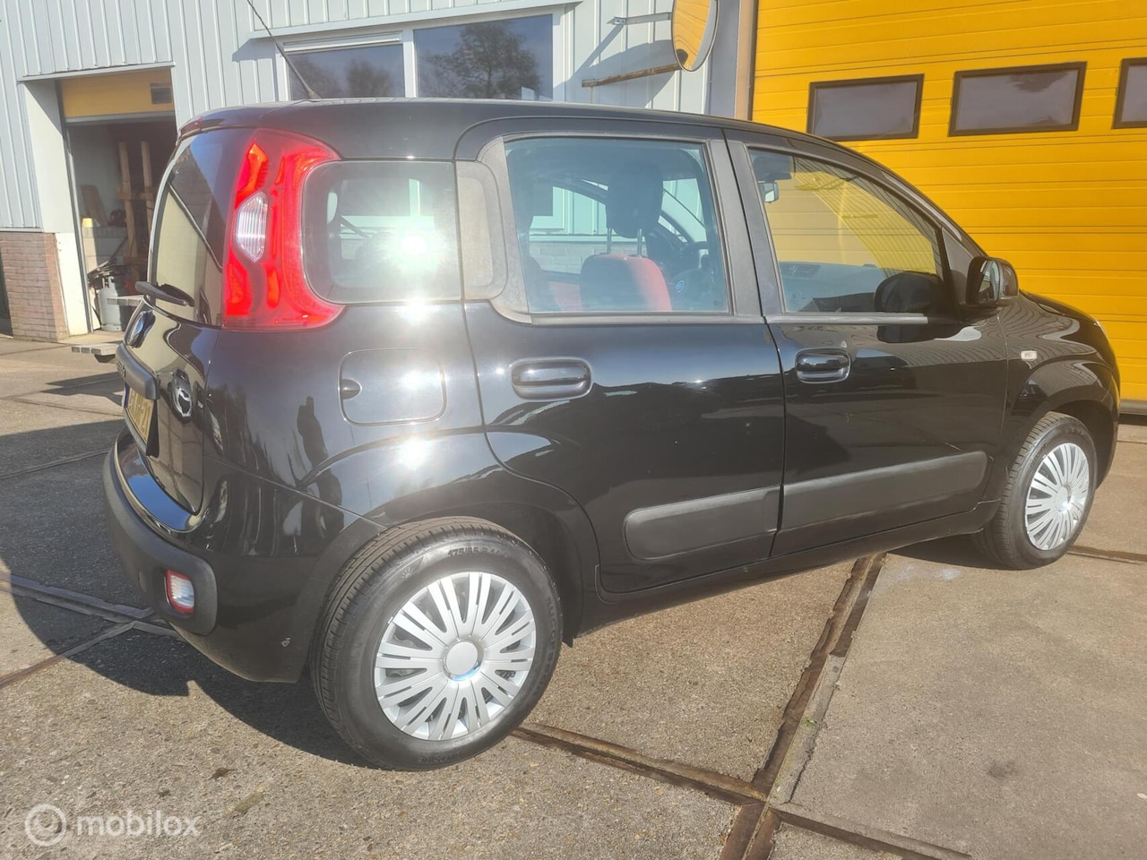 Fiat Panda - 0.9 TwinAir Lounge bj 2013..141813 km nap - AutoWereld.nl