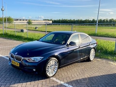 BMW 3-serie - 320d Centennial High Executive