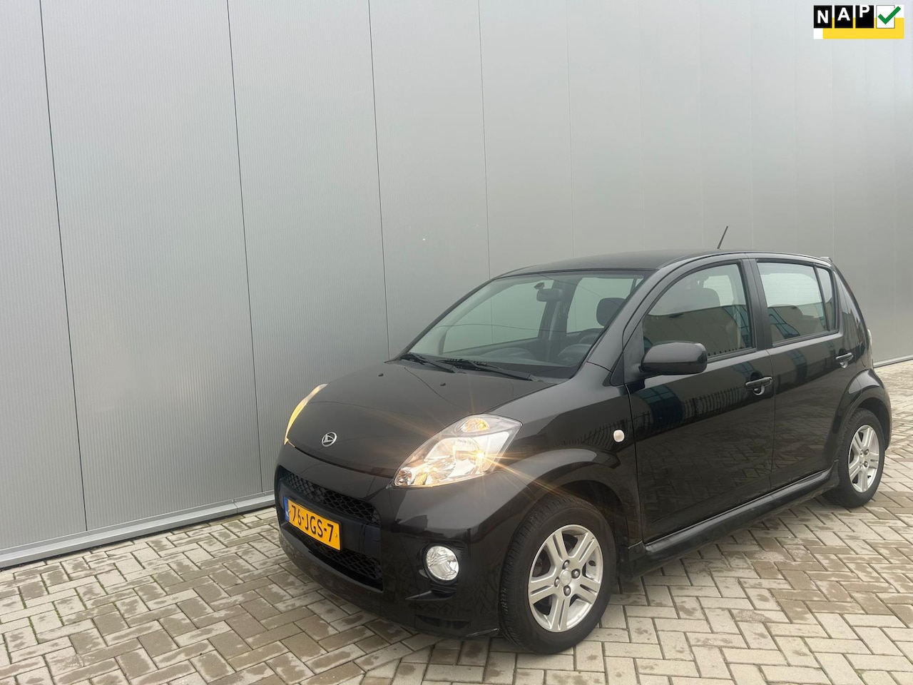 Daihatsu Sirion 2 - 1.3-16V Prestige 1.3-16V Prestige - AutoWereld.nl