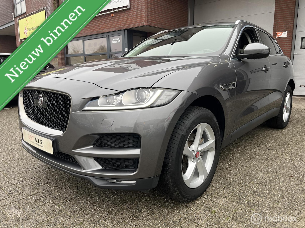 Jaguar F-Pace - 2.0 Portfolio AWD 25t NAVI*LEDER*CAMERA*TREKHAAK* - AutoWereld.nl