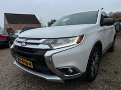 Mitsubishi Outlander - 2.4 Edition Two 7Persoons Eerste Eigenaar Goed Onderhouded Aantoonbaar