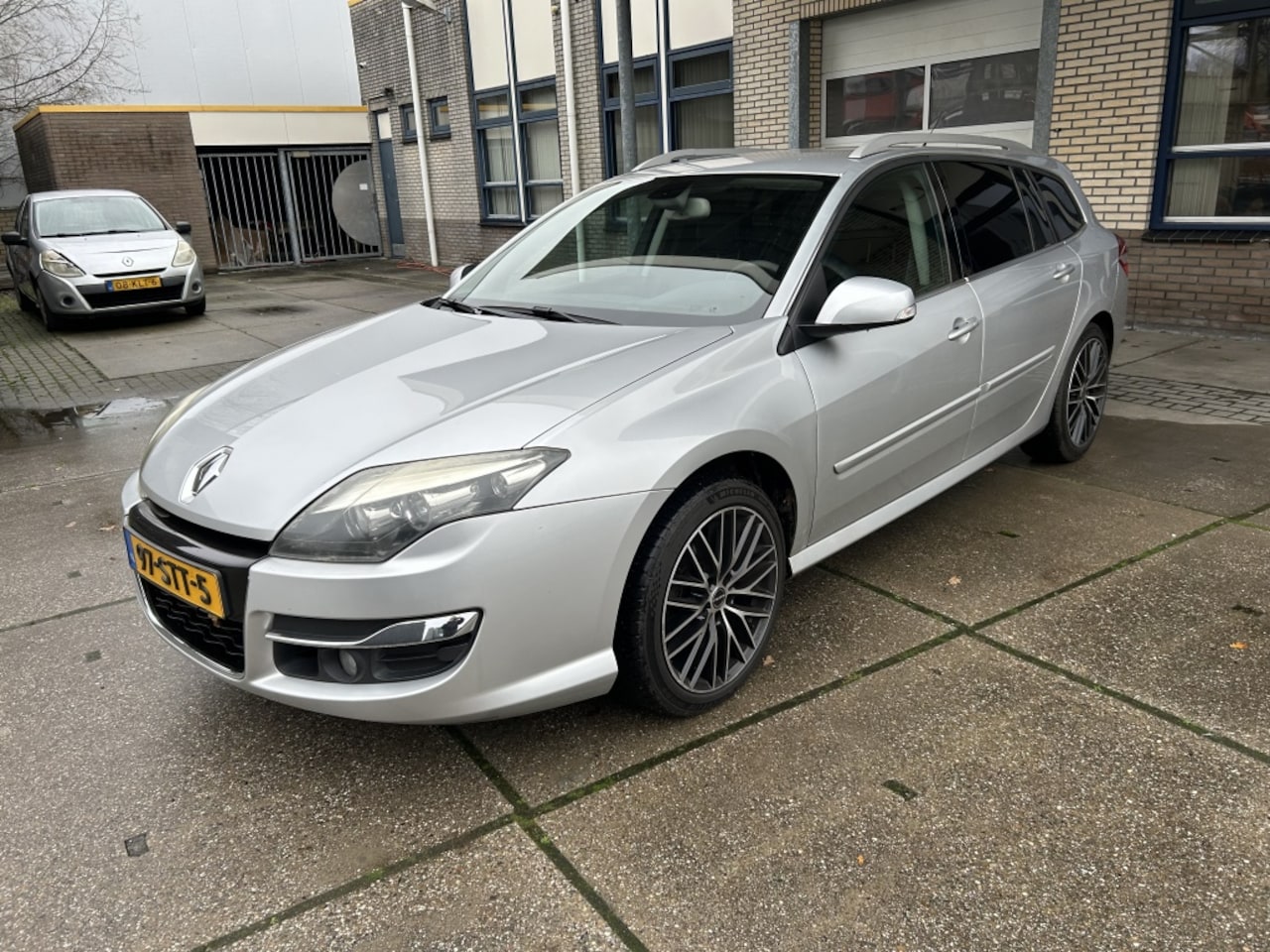 Renault Laguna Estate - 2.0 dCi S/S Dynam. - AutoWereld.nl
