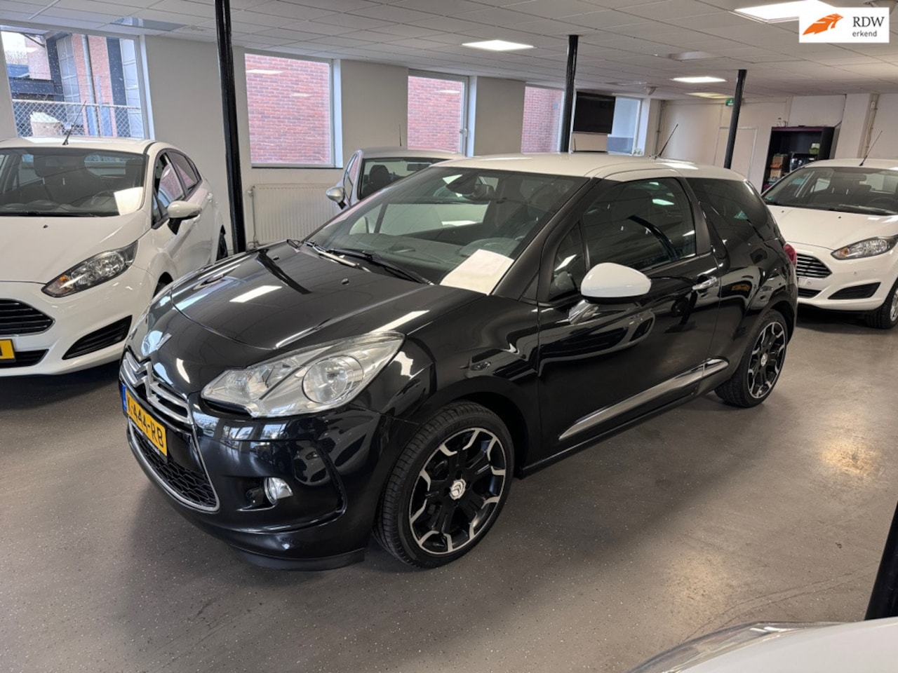 Citroën DS3 - 1.6 So Chic 1.6 So Chic - AutoWereld.nl