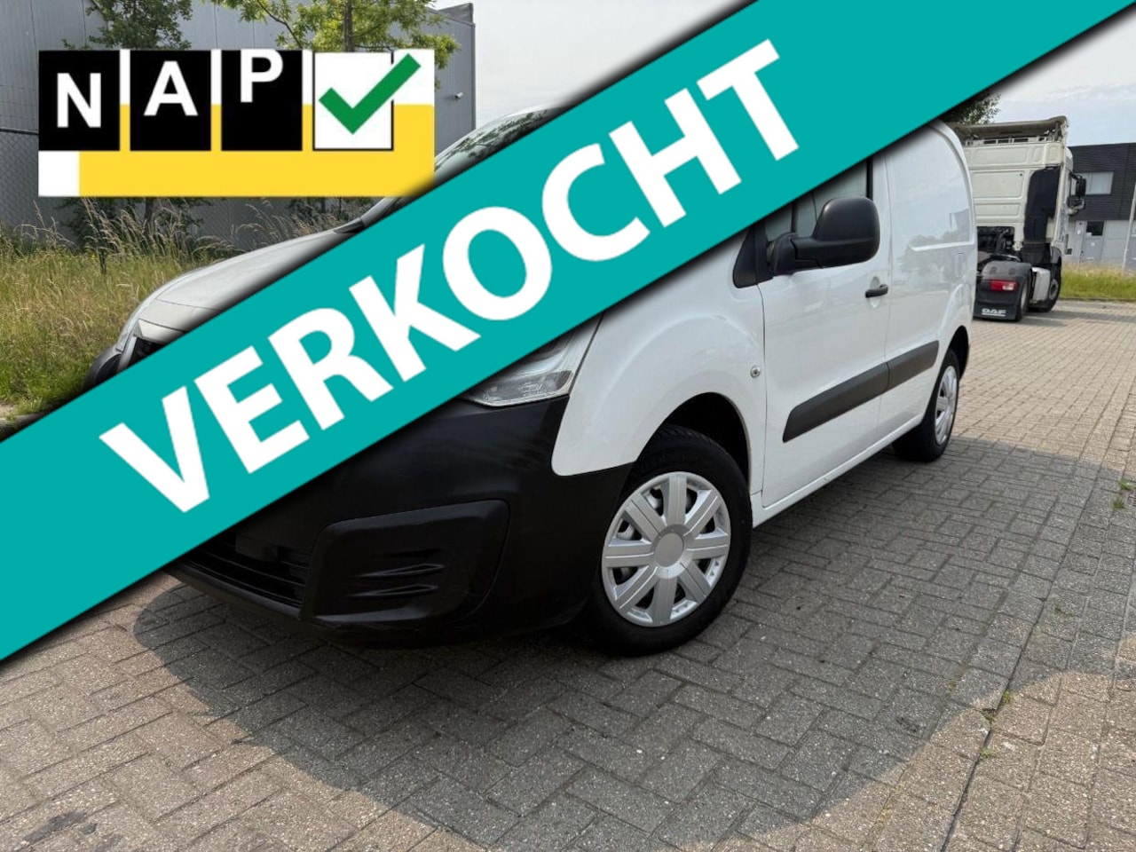 Peugeot Partner - 1.6 HDI NAP APK AIRCO 1e Eigenaar Cruise Control elektrische ramen - AutoWereld.nl