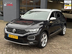 Volkswagen T-Roc - 1.0 TSI Style RLine|Xenon|VirtualDashboard|Lineass|Pdc|Nap