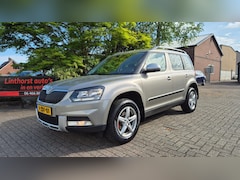 Skoda Yeti Outdoor - 1.4 TSI Greentech Adventure LEDER-CLIMA-NAVI-BJ 2015