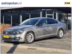 Volkswagen Passat - 1.4 TSI Business Edition PDC/Stoel/Stuur verwarming etc