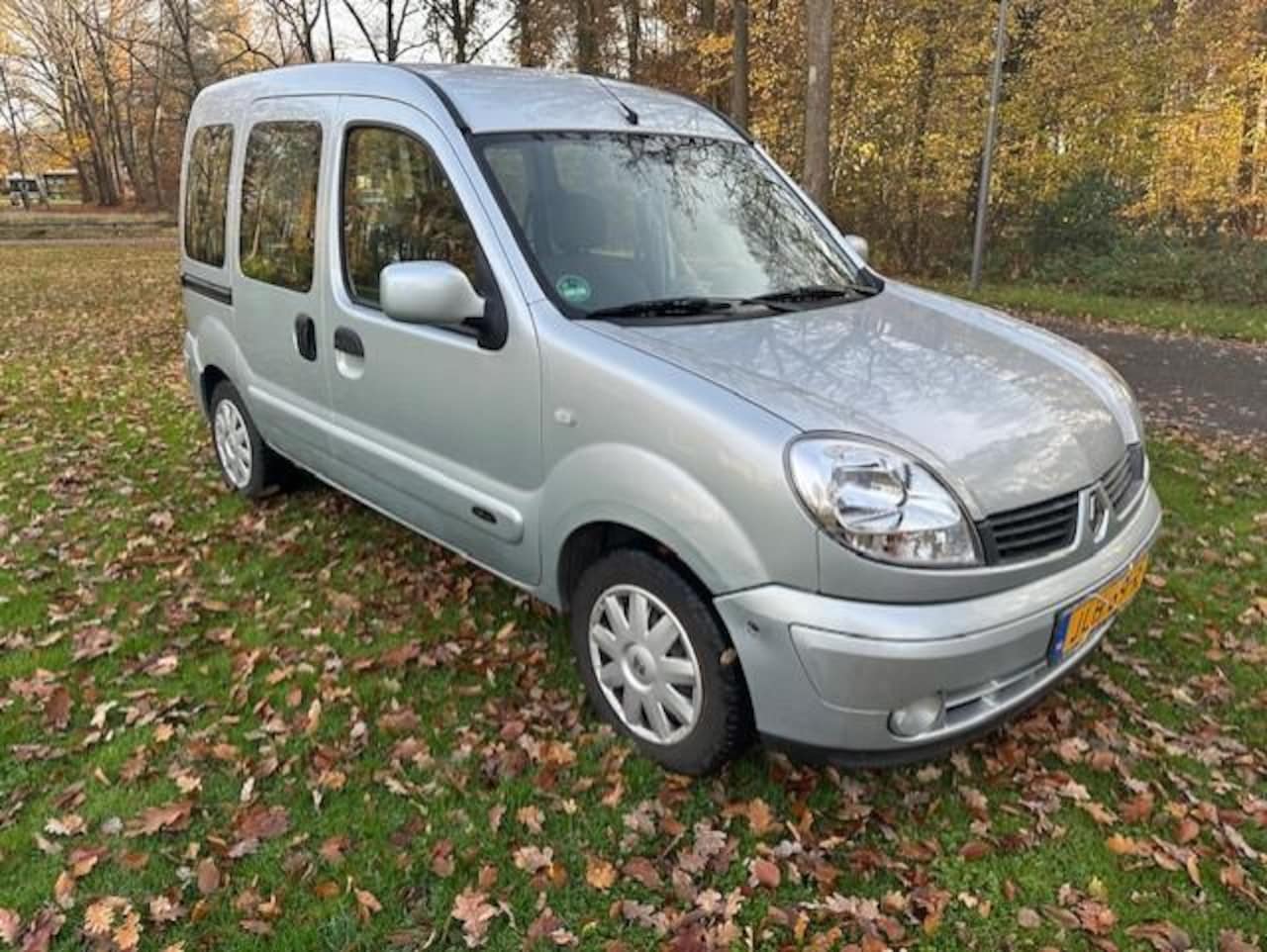 Renault Kangoo - 1.6-16V Privilège 1.6-16V Privilège - AutoWereld.nl