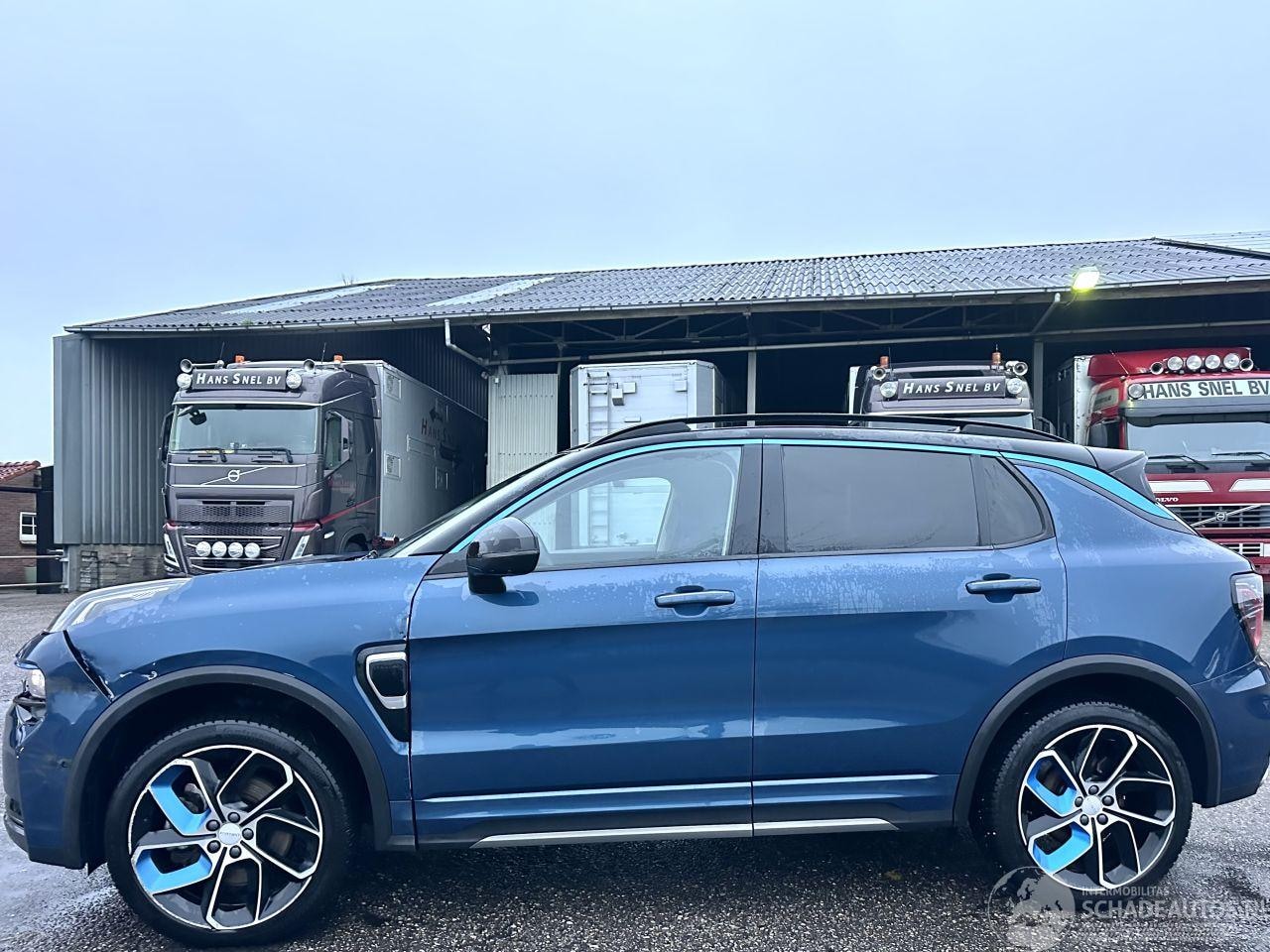 Lynk & Co 01 - 1.5 Plug-In Hybrid 7-Traps aut - pano - navi - 360cam - stoelverw - 20inch - Infinity - pd - AutoWereld.nl