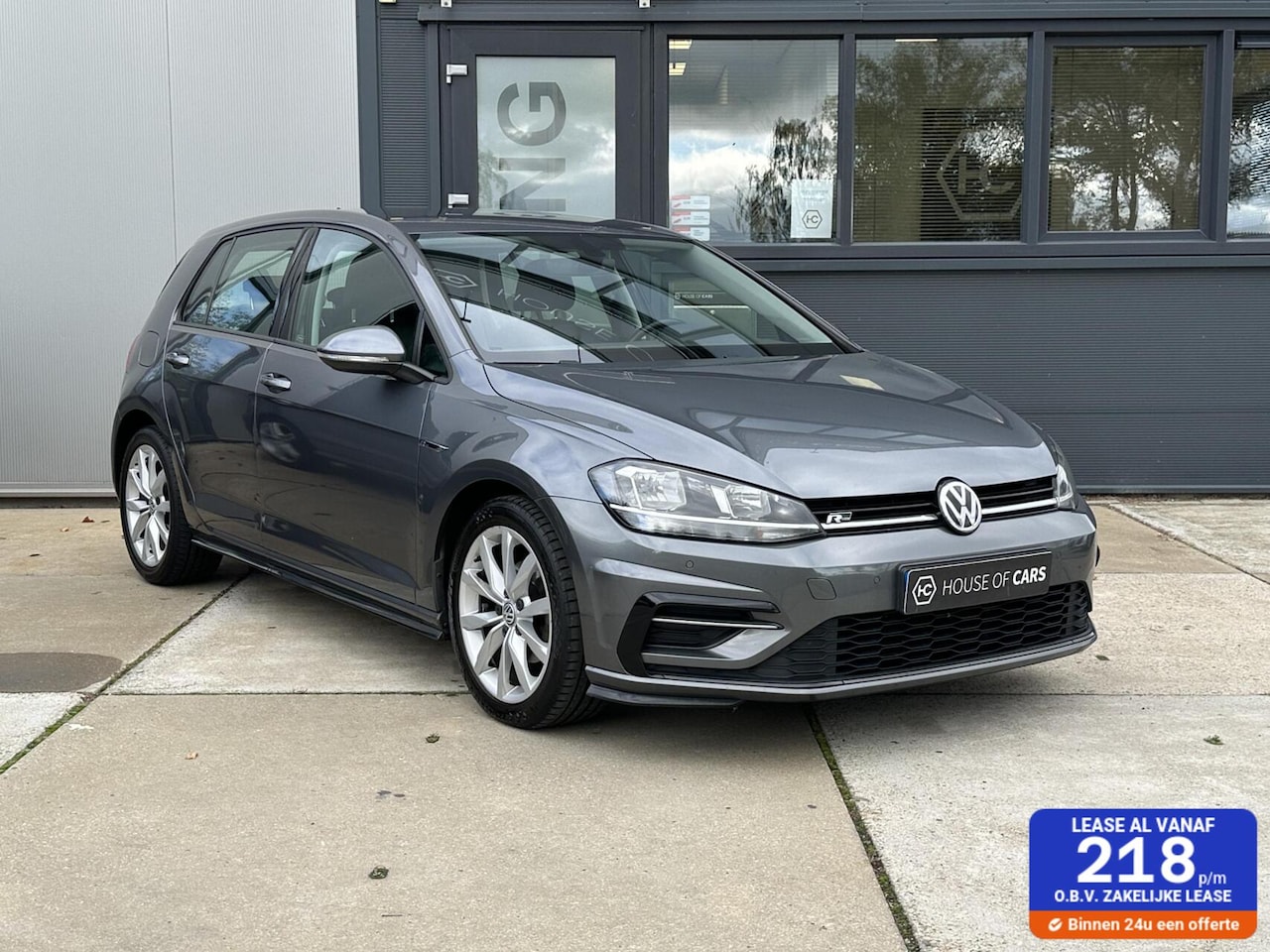 Volkswagen Golf - 1.0 TSI Highline Business R-Line NAP - AutoWereld.nl