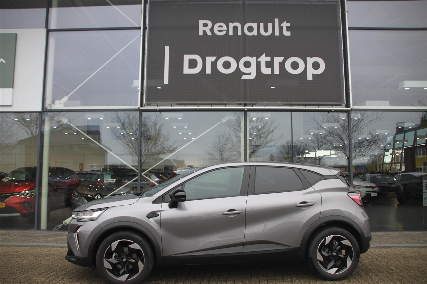 Renault Captur - 160PK-TECHNO-AUTOM-8000KM!-CAMERA-APPLE CAR PLAY- - AutoWereld.nl
