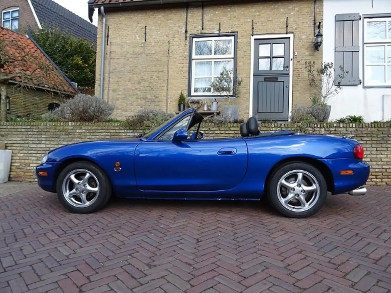 Mazda MX-5 - 1.8i 10th Anniversary - AutoWereld.nl