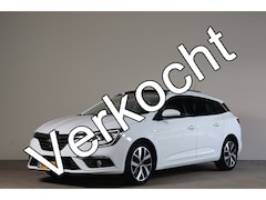 Renault Mégane Estate - 1.2 TCe Bose NL-Auto Pano I Stoelmassage I Sfeerverlichting