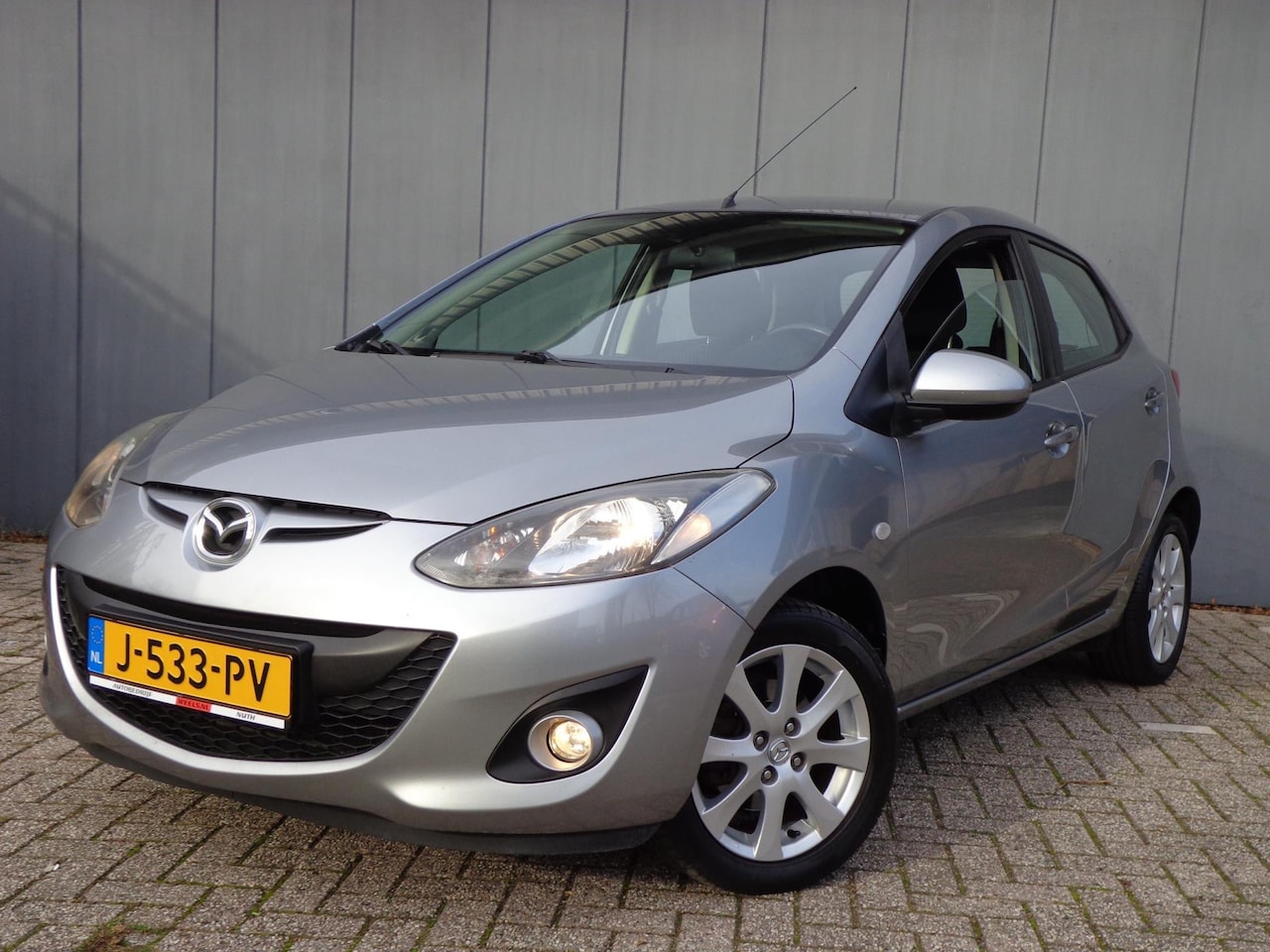 Mazda 2 - 1.3i 16V Cool 5 drs,Onderh.aanwezig - AutoWereld.nl
