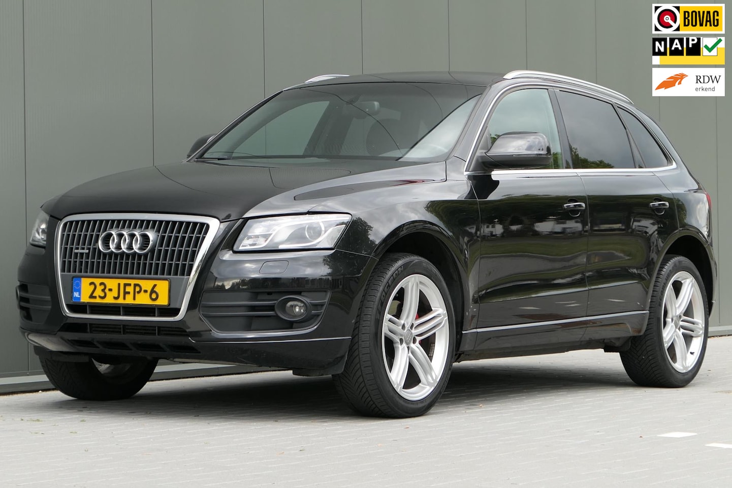 Audi Q5 - 2.0 TFSI quattro Youngtimer Sportstoelen Navigatie Trekhaak - AutoWereld.nl