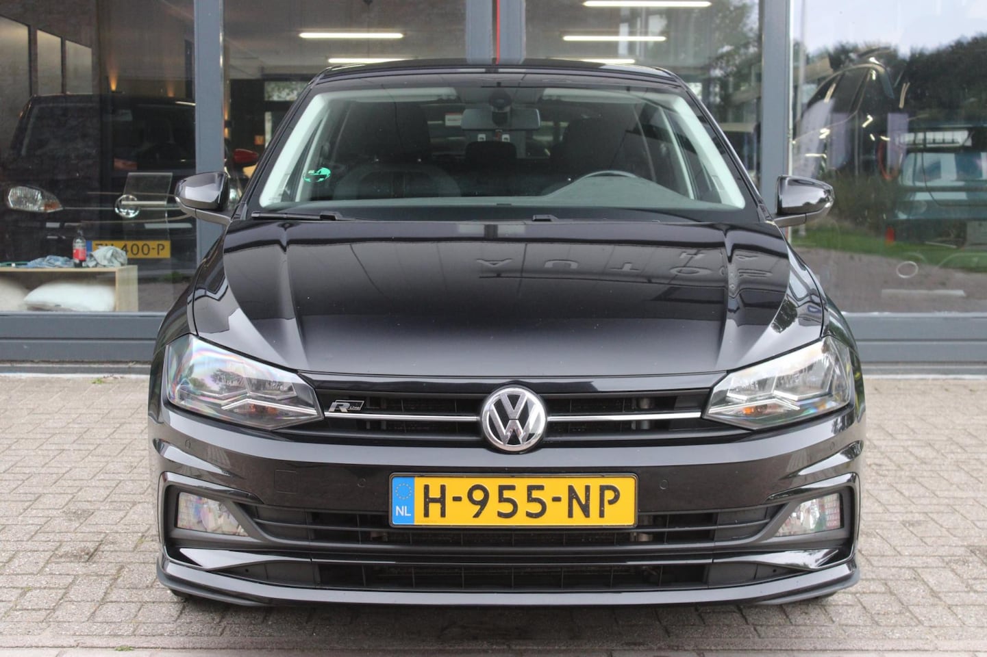 Volkswagen Polo - 1.5 TSI Highline Business R | Automaat | Adaptive Cruise | Parkeersensoren | Carplay | Nav - AutoWereld.nl