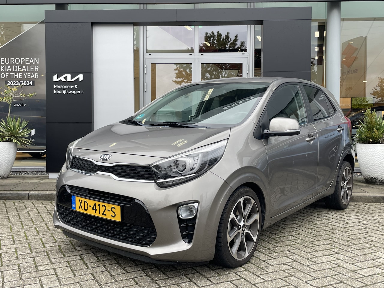 Kia Picanto - 1.0 CVVT Design Edition | Navigatie | Leder | Achteruitrijcamera | Info: 0492588974 | - AutoWereld.nl