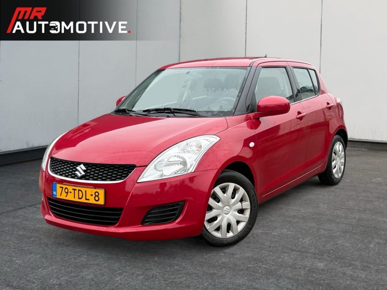 Suzuki Swift - 1.2 Comfort - Airco, Stoelverwarming, Parkeersensoren - AutoWereld.nl