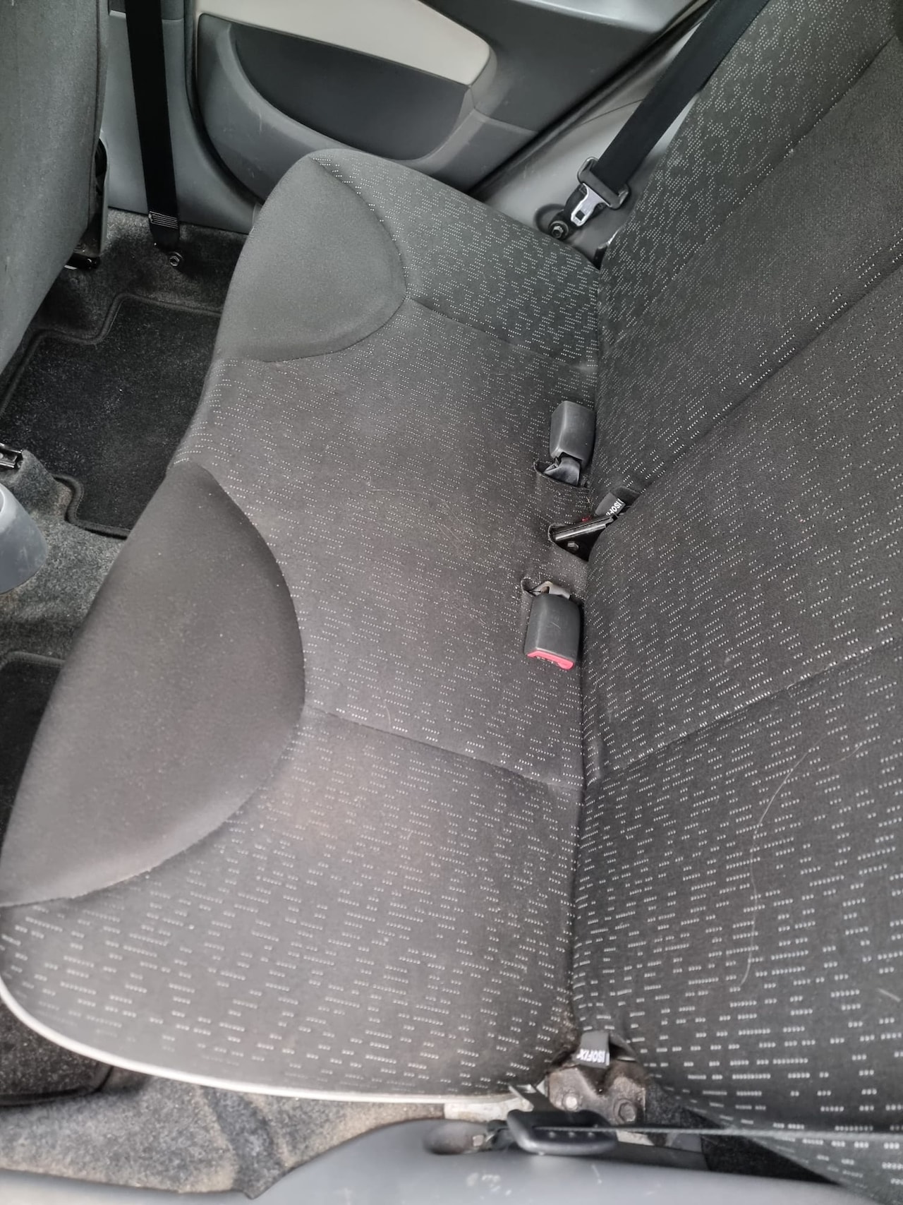 Peugeot 107 - 1.0-12V Sportium