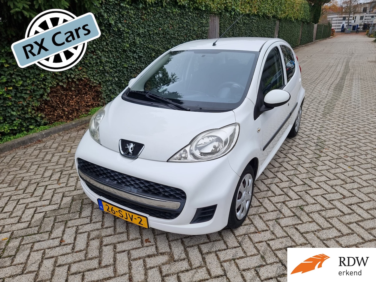 Peugeot 107 - 1.0-12V Sportium