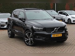 Volvo XC40 - 2.0 T5 AWD R-Design Intro Edition / Trekhaak / Panoramadak / 360Camera / Standverwarming /