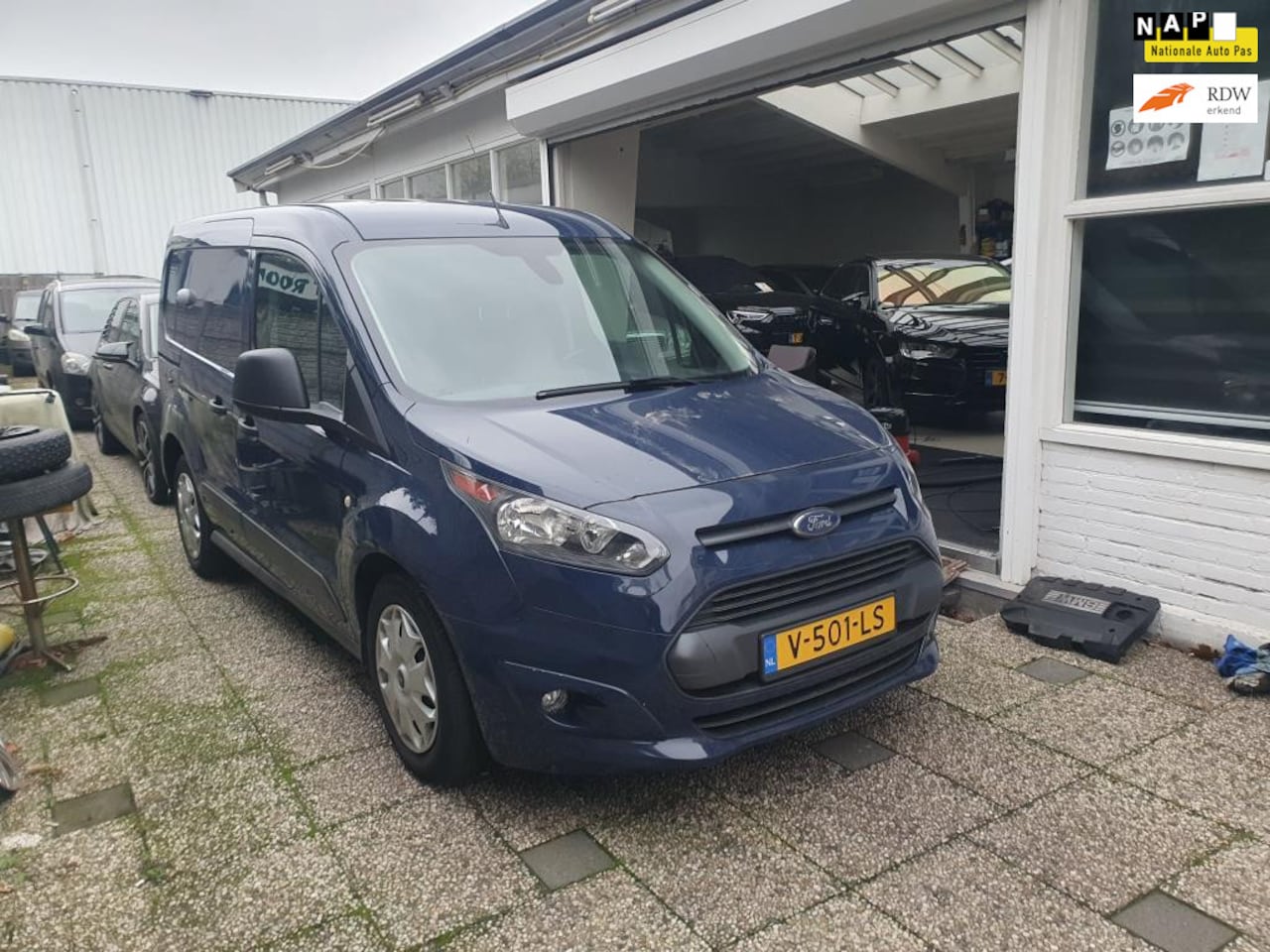Ford Transit Connect - 1.5 TDCI L1 Navi Camera/pdc Euro 6 - AutoWereld.nl