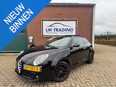 Alfa Romeo MiTo - 0.9 TwinAir Exclusive PANO NAVI BLUETOOTH PDC LMV LEER CRUISE CLIMA 2 SLEUTELS + BOEKJES N