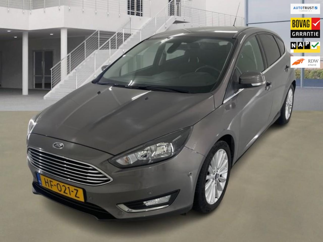 Ford Focus - 1.0 Titanium Edition 68.400 km +NAP NL-auto - AutoWereld.nl