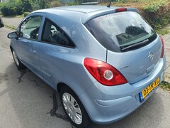 Opel Corsa - 1.2-16V Enjoy